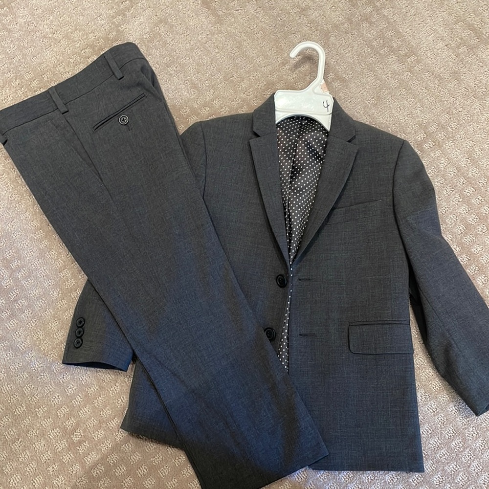 Tallia boys grey suit size 8